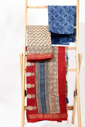 [SKU - MSBPSARI 36] Rubina Red Maheshwari Silk Concept Saree